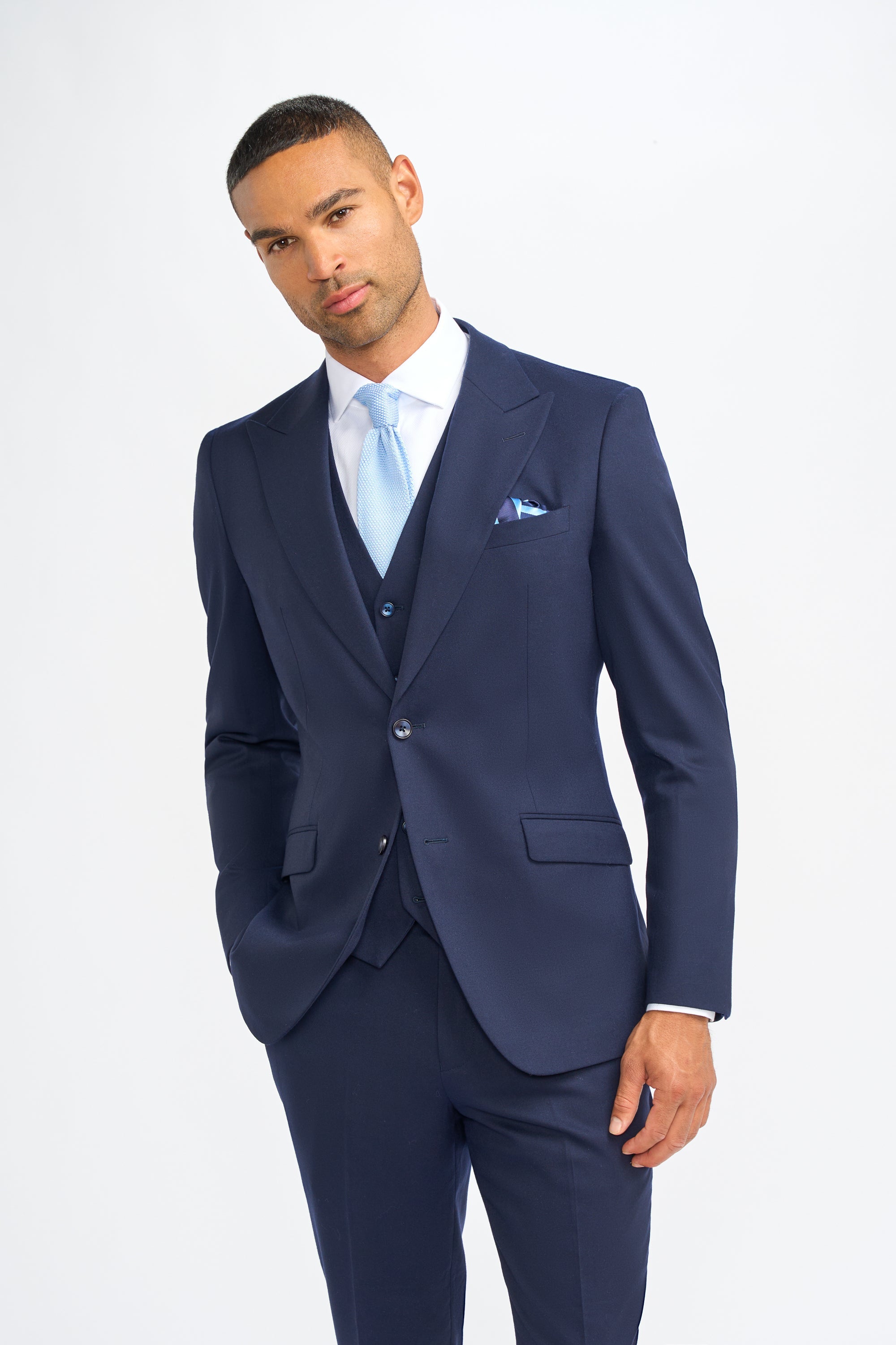 Costume trois pièces pour homme – Cavani James Navy Laine Super 130s