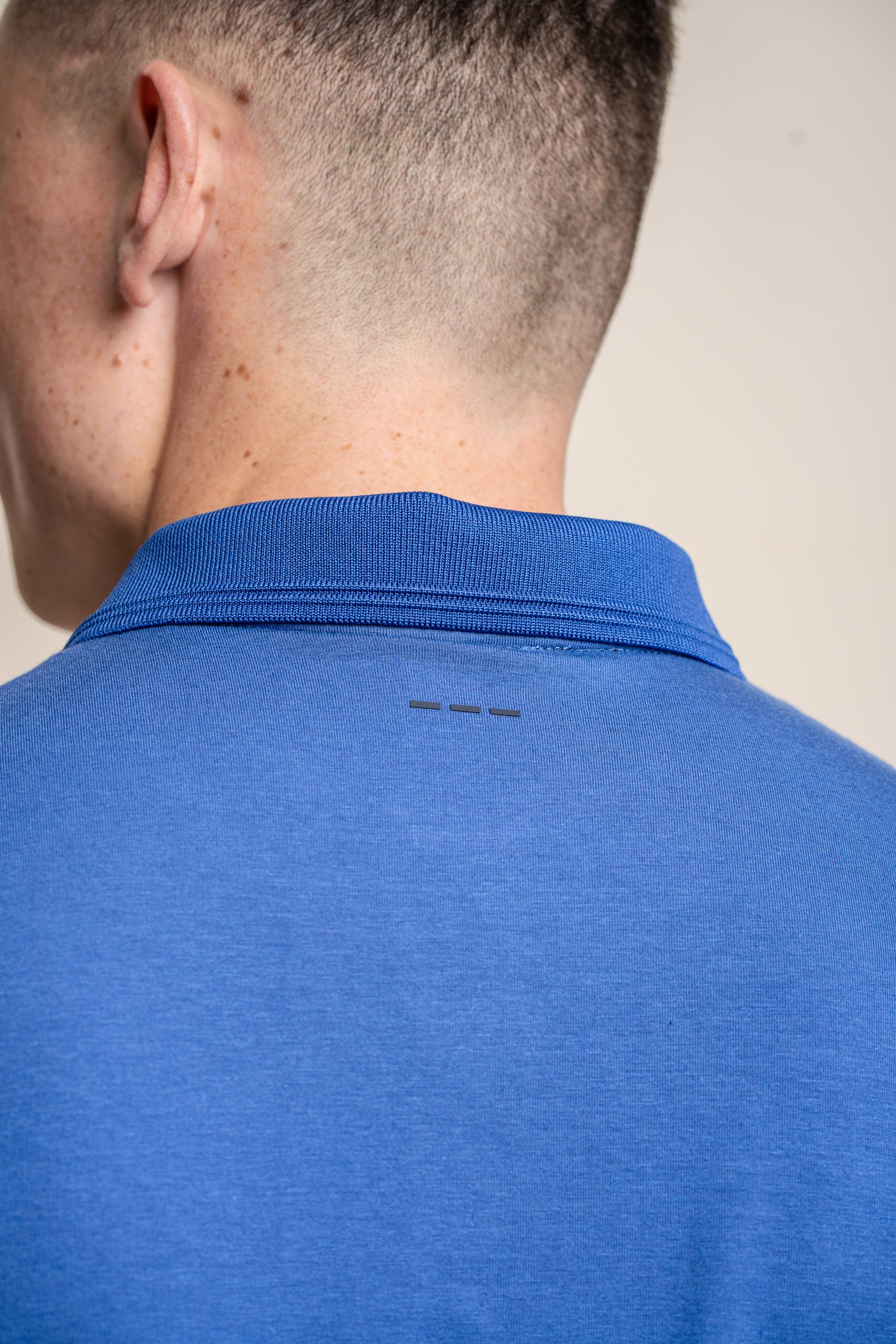 Polo Cavani Kelsey bleu électrique