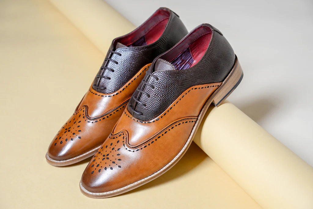 Chaussures en cuir marron Ryan Wingtip Brogues - Marc Darcy