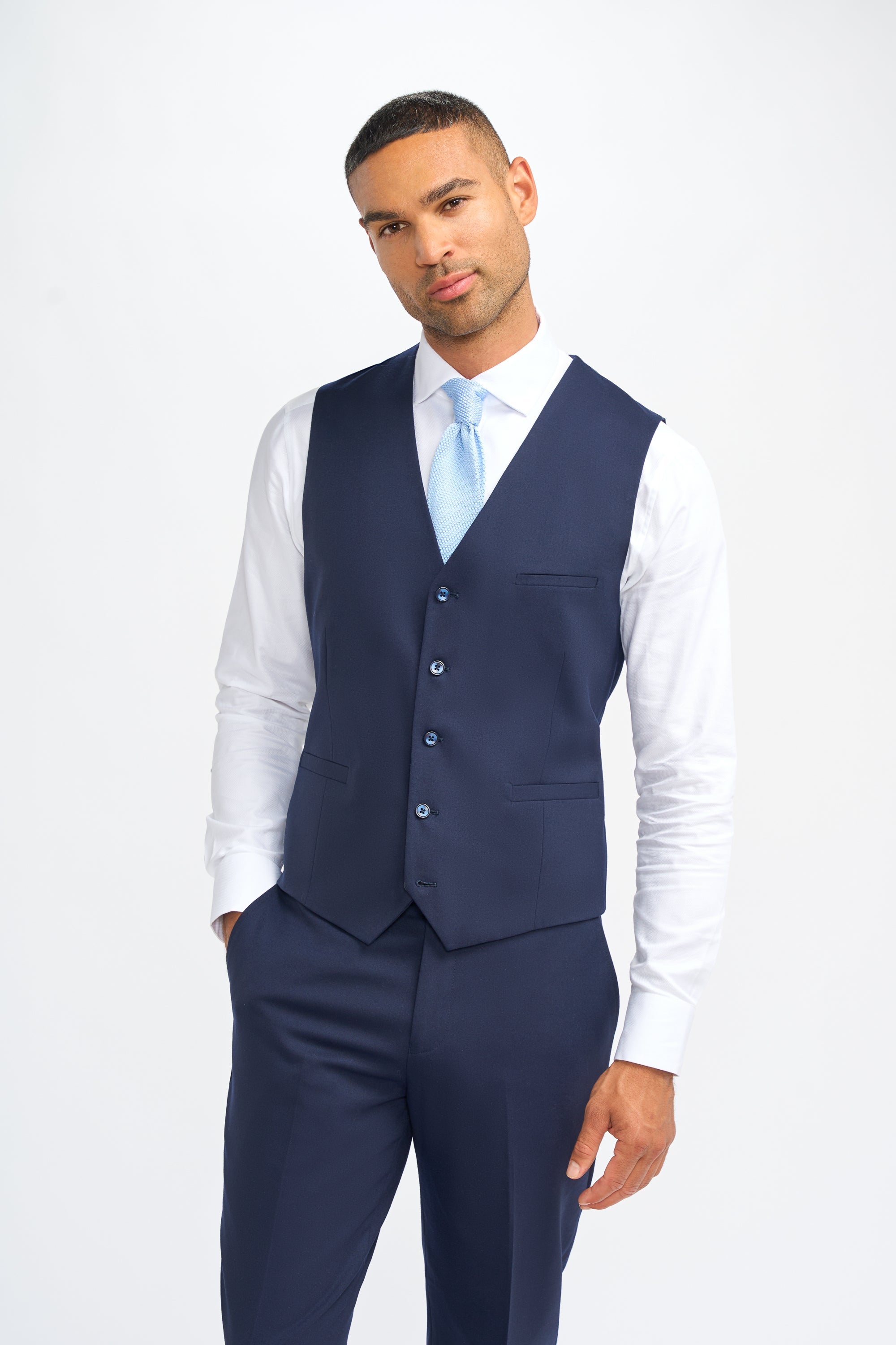 Costume trois pièces pour homme – Cavani James Navy Laine Super 130s