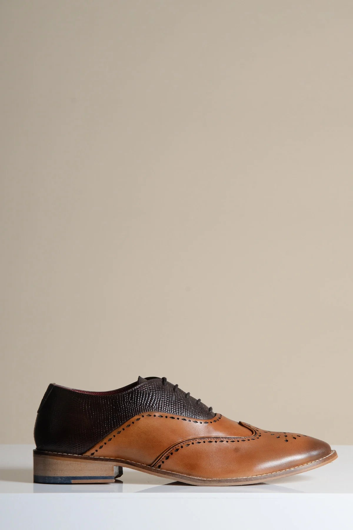 Chaussures en cuir marron Ryan Wingtip Brogues - Marc Darcy