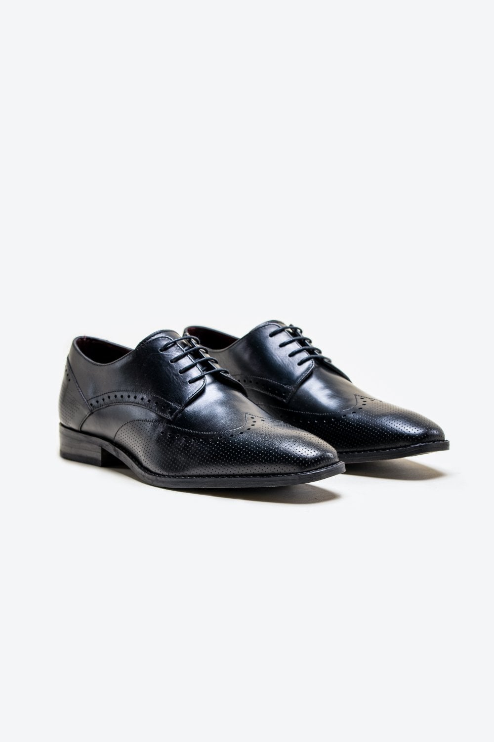 Cavani Lisbon Chaussures noires - Bout d’aile Brogue