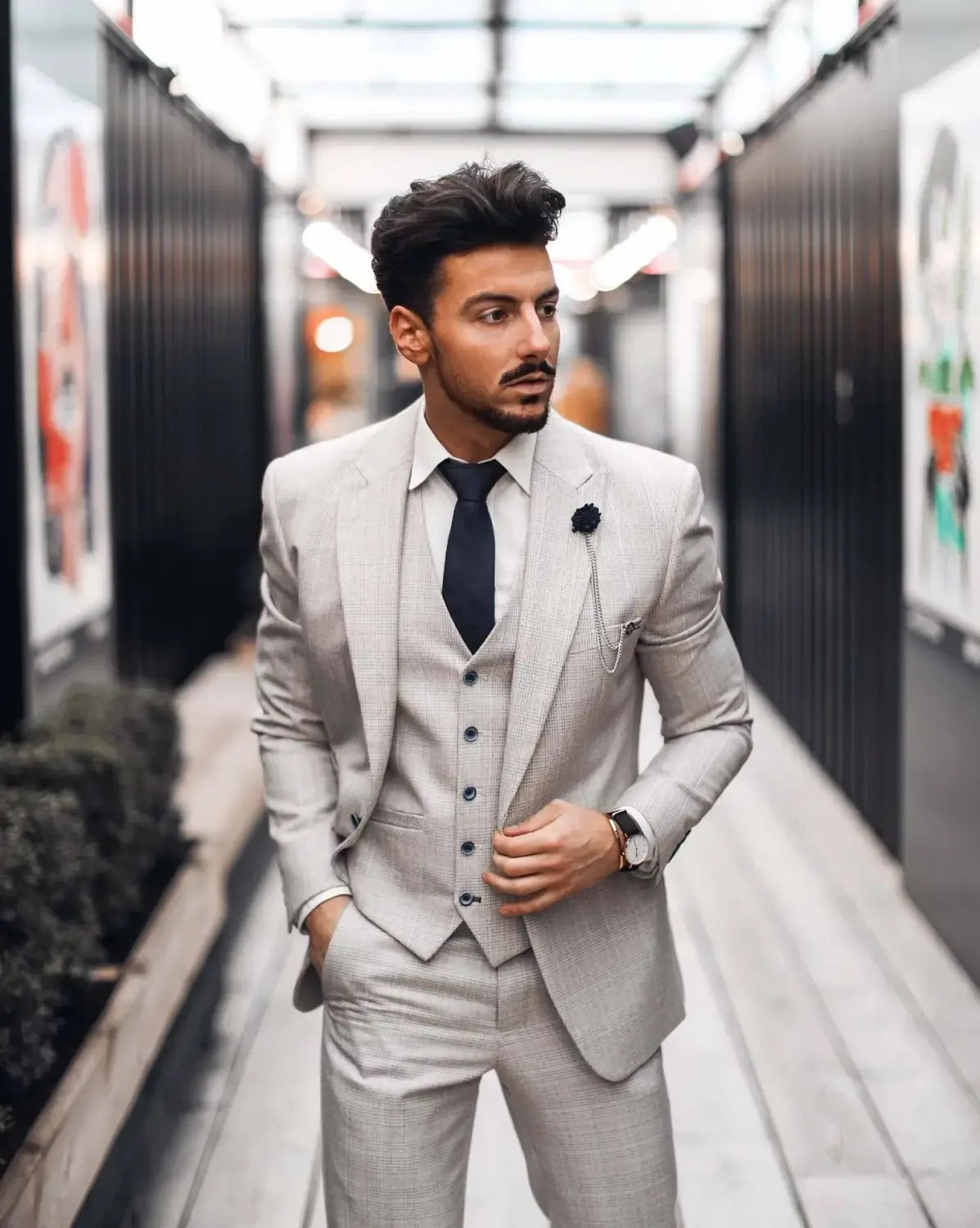 Comment trouver le costume de mariage parfait ?